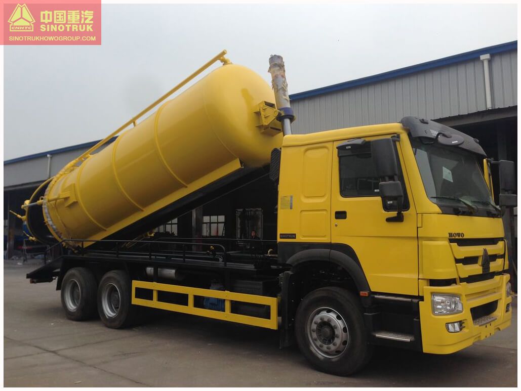 HOWO Suction Sewage Truck