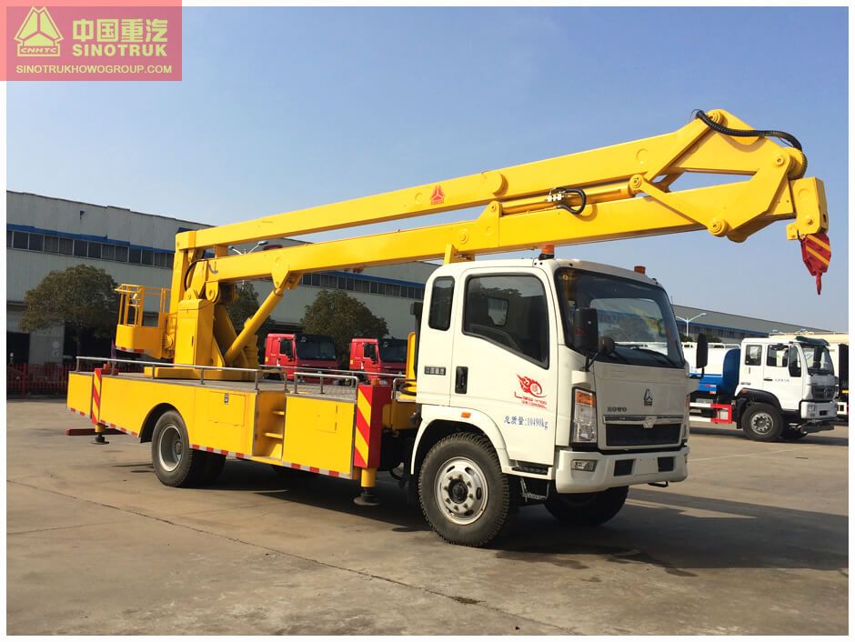 HOWO Overhead Working Truck