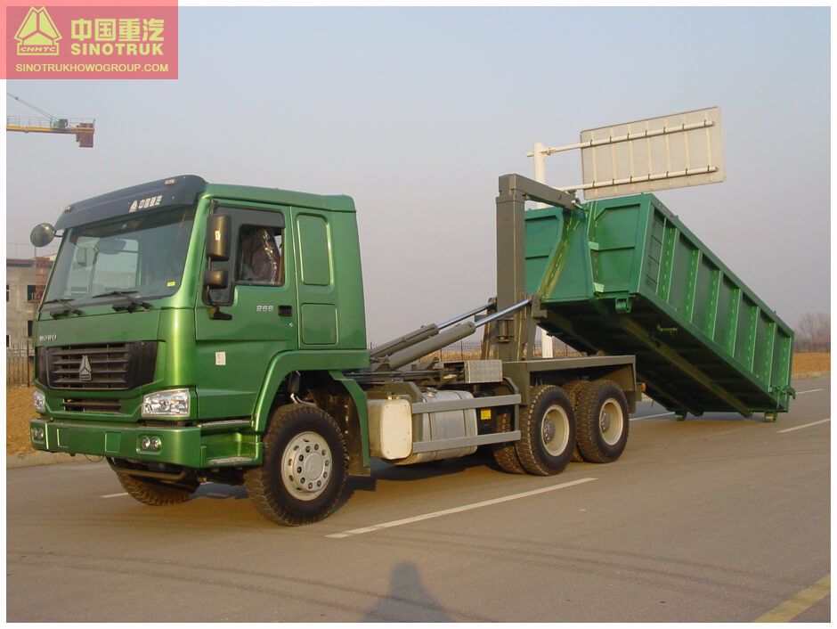 Hook Arm Garbage Truck