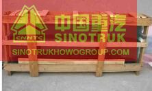 SINOTRUK HOWO truck cabin front glass WG1642710001